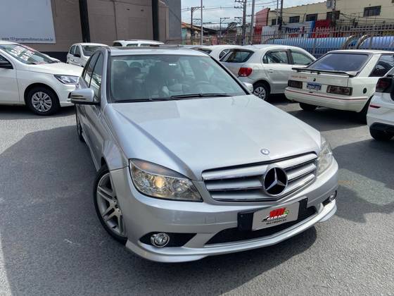 MERCEDES-BENZ C 200 2011