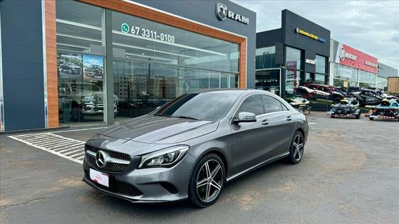 MERCEDES-BENZ CLA 180 2018