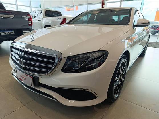 MERCEDES-BENZ E 250 2019