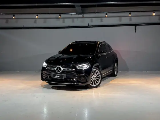 MERCEDES-BENZ GLA 200 2023