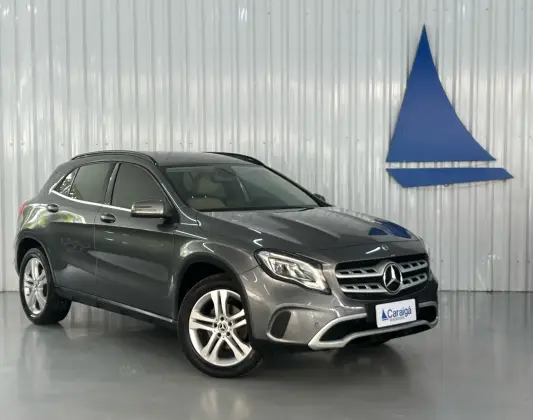 MERCEDES-BENZ GLA 200 2020