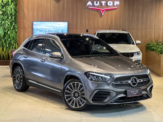 MERCEDES-BENZ GLA 200 2024