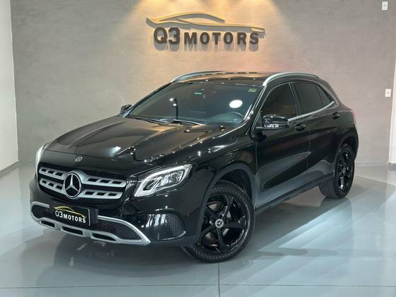 MERCEDES-BENZ GLA 200 2018