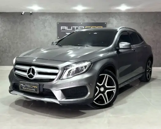 MERCEDES-BENZ GLA 250 2017