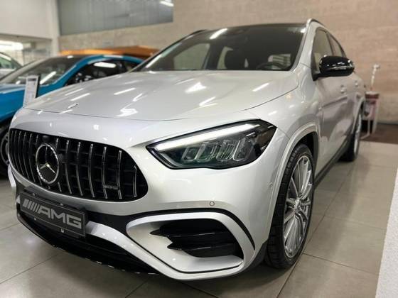 MERCEDES-BENZ GLA 35 AMG 2024