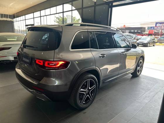 MERCEDES-BENZ GLB 200 2022