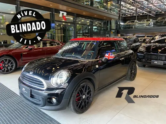 MINI ONE 2013