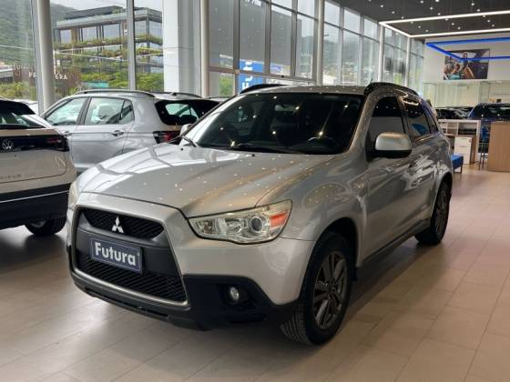 MITSUBISHI ASX 2011