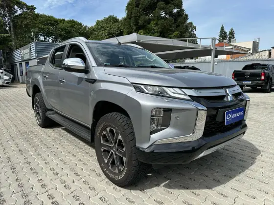 MITSUBISHI L200 TRITON 2023