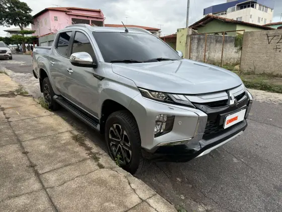 MITSUBISHI L200 TRITON 2025