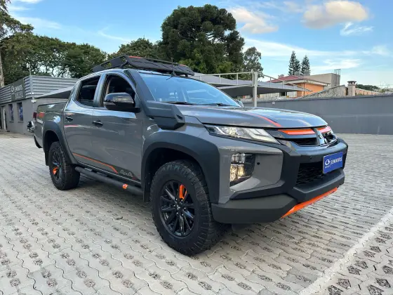 MITSUBISHI L200 TRITON 2024