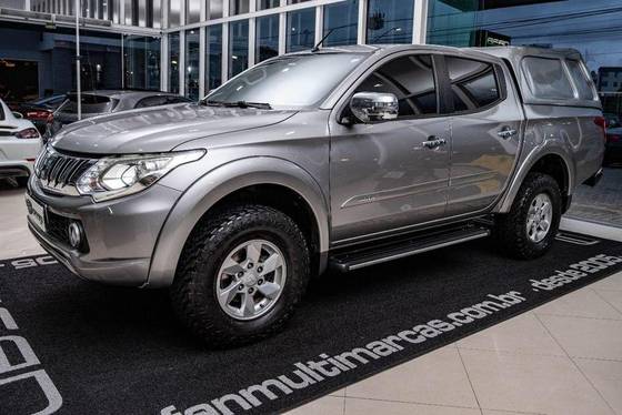 MITSUBISHI L200 TRITON 2017