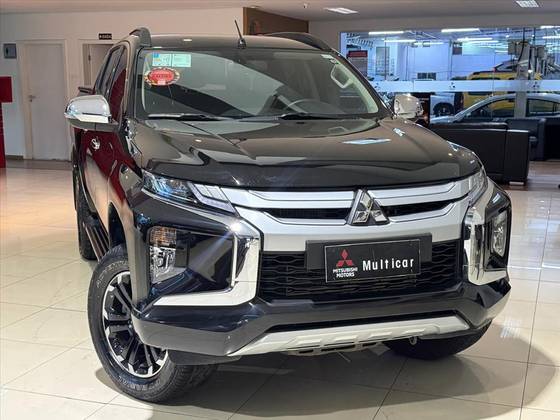 MITSUBISHI L200 TRITON 2024