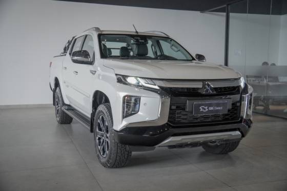 MITSUBISHI L200 TRITON 2023