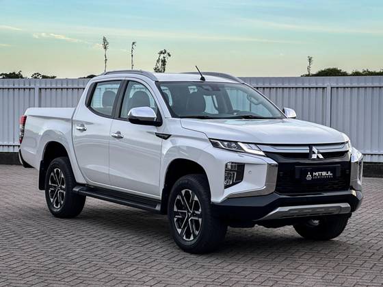 MITSUBISHI L200 TRITON 2023
