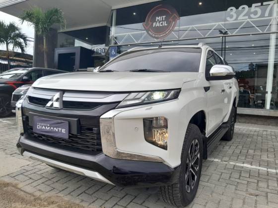 MITSUBISHI L200 TRITON 2025