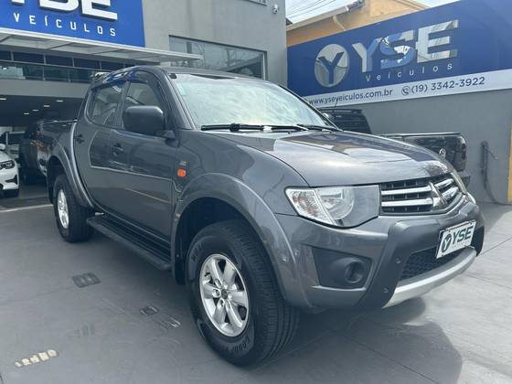 MITSUBISHI L200 TRITON 2015