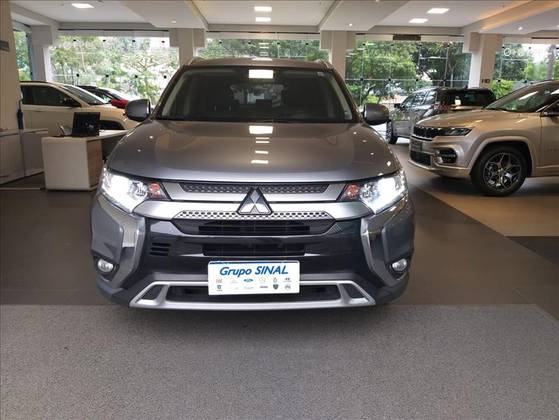 MITSUBISHI OUTLANDER 2022