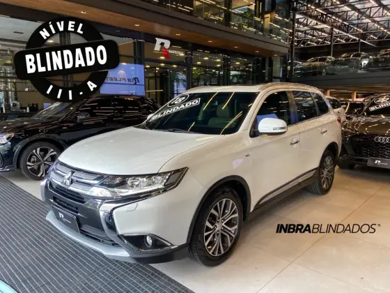 MITSUBISHI OUTLANDER 2018