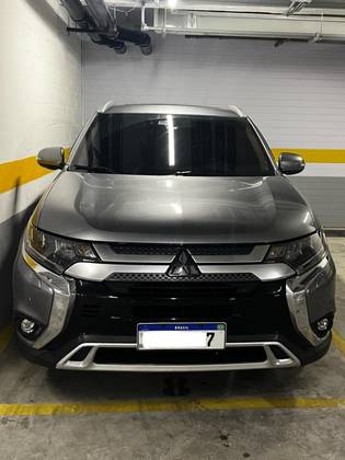 MITSUBISHI OUTLANDER 2019