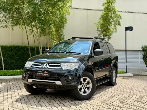 MITSUBISHI PAJERO DAKAR 2015