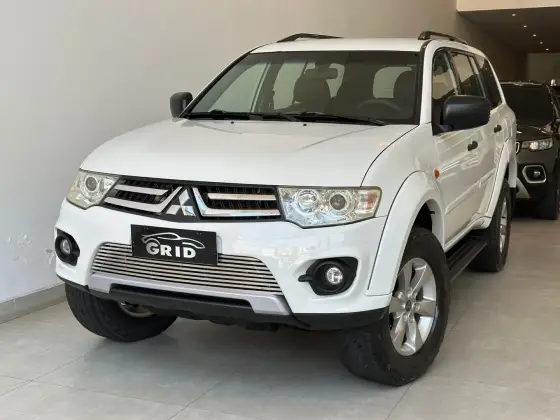 MITSUBISHI PAJERO DAKAR 2015