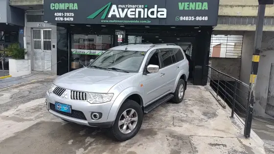 MITSUBISHI PAJERO DAKAR 2013