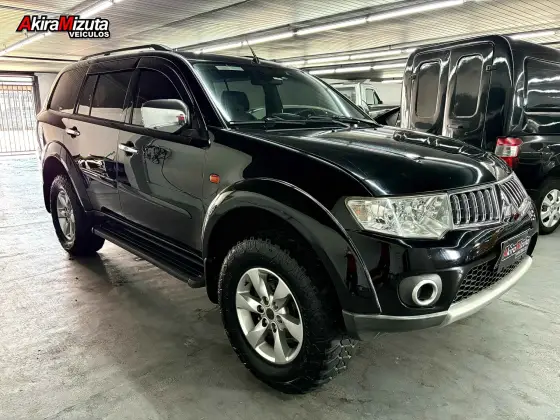 MITSUBISHI PAJERO DAKAR 2012