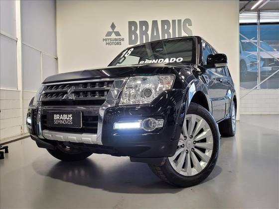 MITSUBISHI PAJERO FULL 2018
