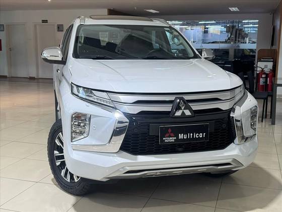 MITSUBISHI PAJERO SPORT 2023
