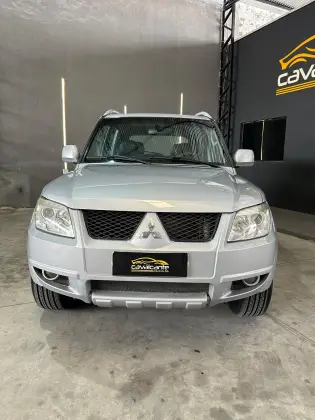 MITSUBISHI PAJERO TR4 2013