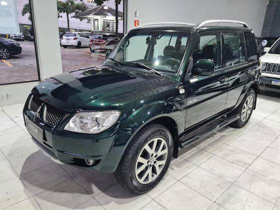 MITSUBISHI PAJERO TR4 2014