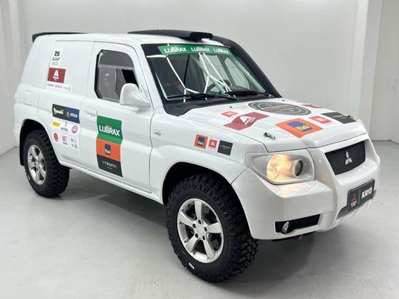 MITSUBISHI PAJERO TR4 2009