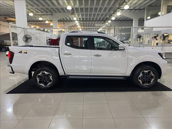 NISSAN FRONTIER 2025