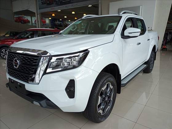 NISSAN FRONTIER 2025