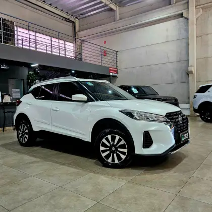 NISSAN KICKS 2022