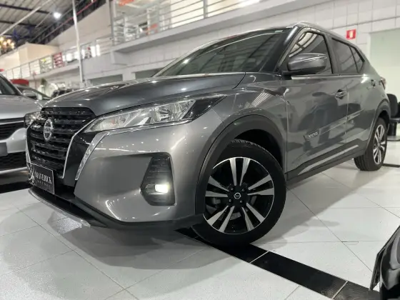 NISSAN KICKS 2022