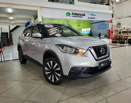 NISSAN KICKS 2018