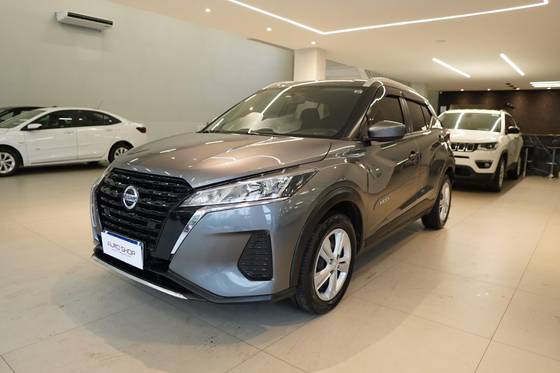 NISSAN KICKS 2022