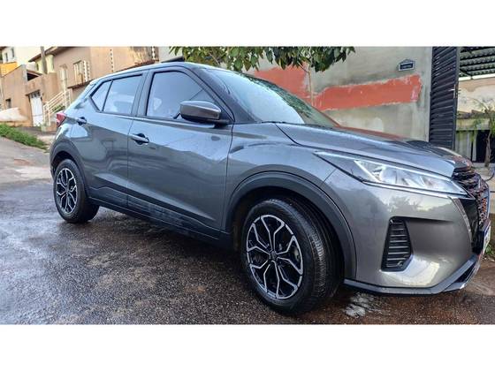 NISSAN KICKS 2022