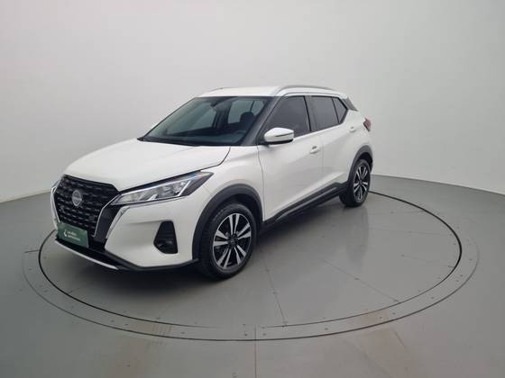 NISSAN KICKS 2024