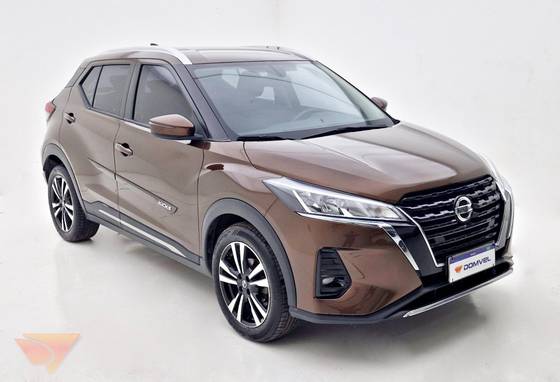 NISSAN KICKS 2022