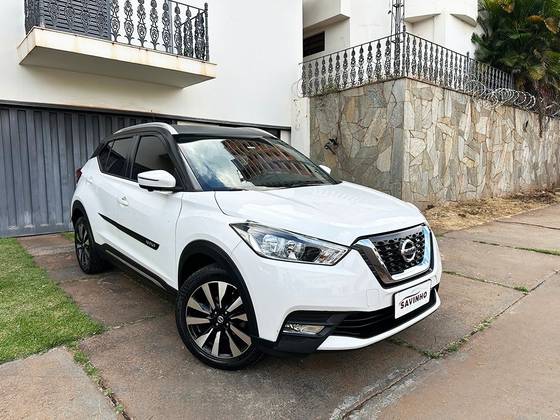 NISSAN KICKS 2017