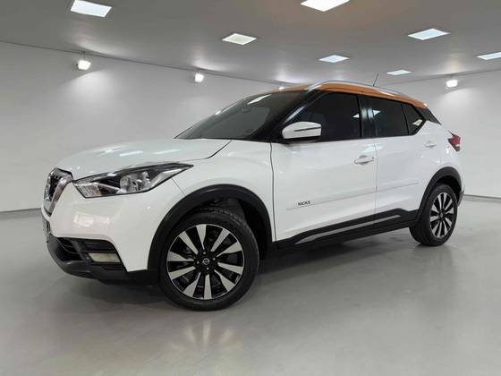 NISSAN KICKS 2021