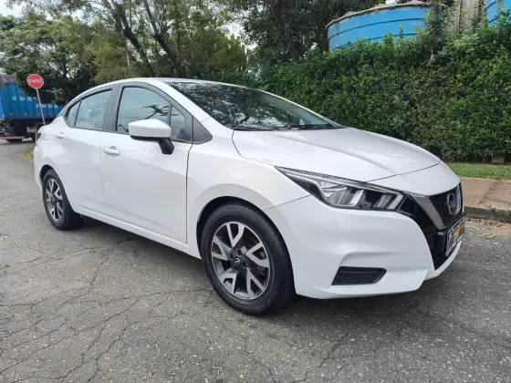 NISSAN VERSA 2021