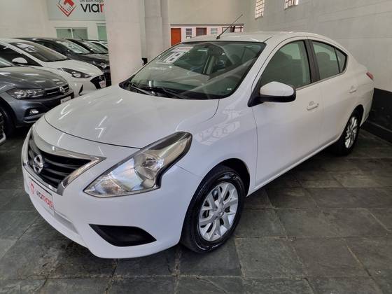 NISSAN VERSA 2018