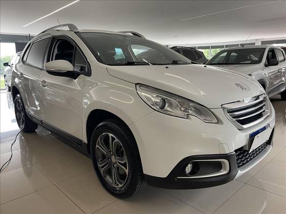 PEUGEOT 2008 2017