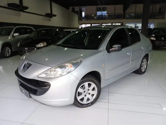 PEUGEOT 207 2010