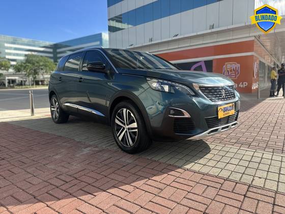 PEUGEOT 5008 2019