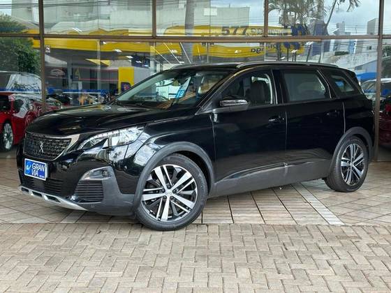 PEUGEOT 5008 2019